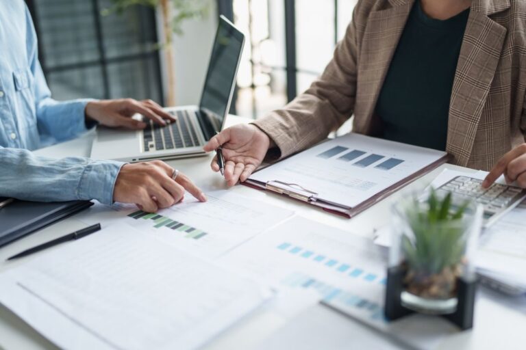 Why Every Growing Business Needs Professional Accounting Services